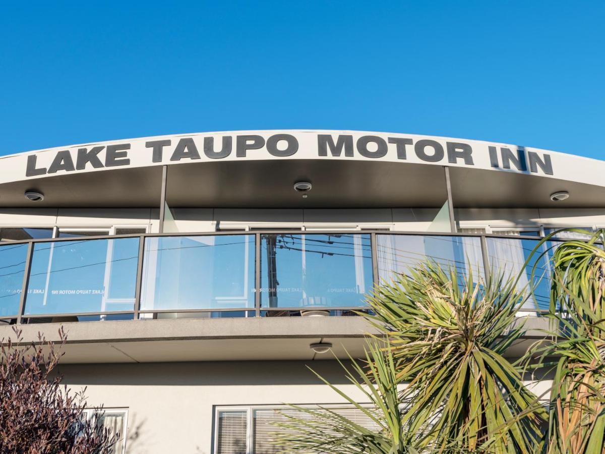 Lake Taupo Motor Inn Екстер'єр фото